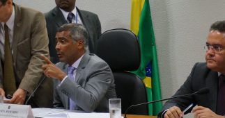 Romário preside Comissão de Educação, Cultura e Esporte